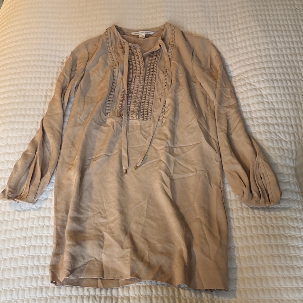 Nwot Diane Von Furstenberg “Jasleen” % Silk Dress In Blush Size 4